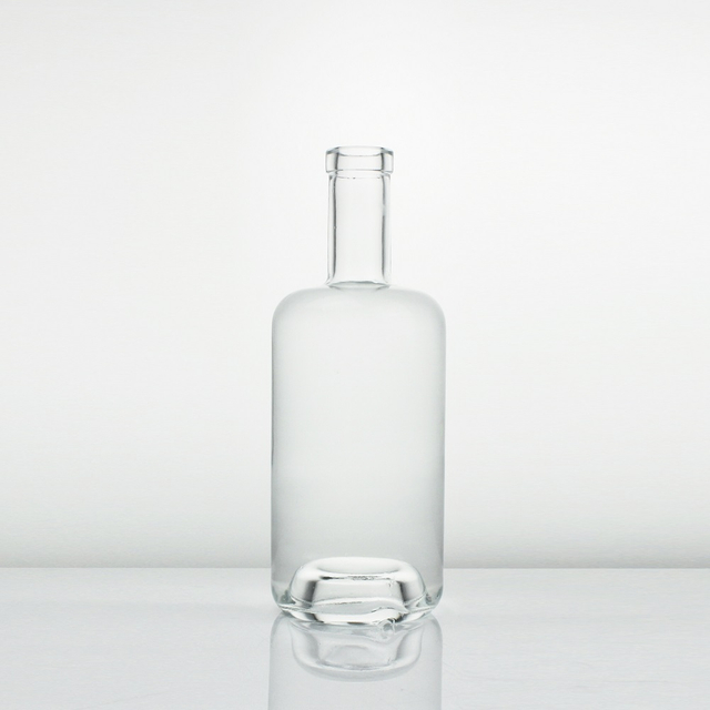 750ml Crystal Glass Bottle Embossed Custom Glass Bottle