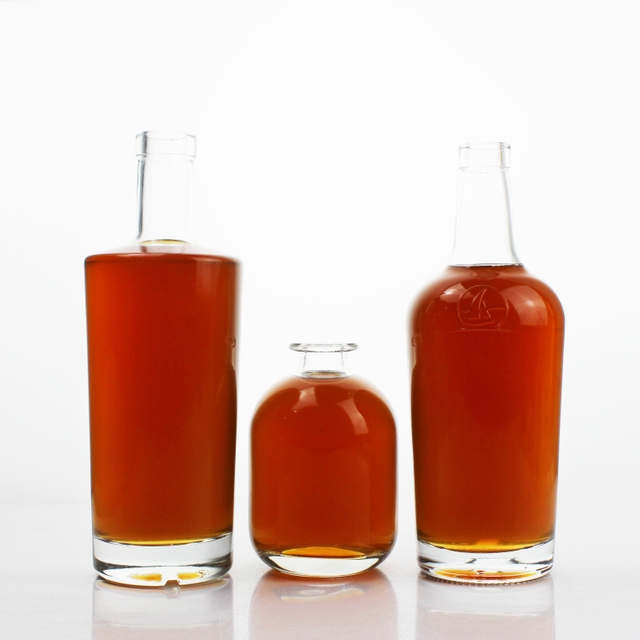 Fast Delivery Empty Clear 750Ml 500Ml Glass Bottle Wholesale Liquor Bottle For Gin Vodka Whiskey With Corks